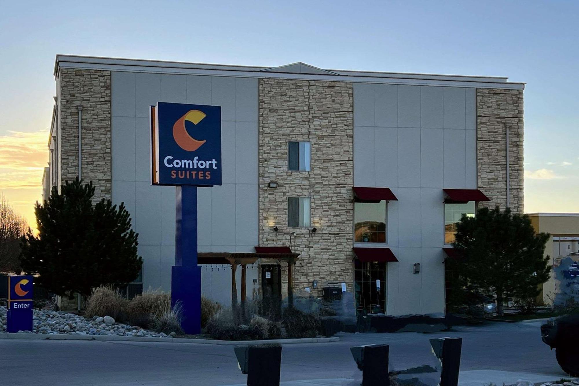 Comfort Suites Farmington Bagian luar foto